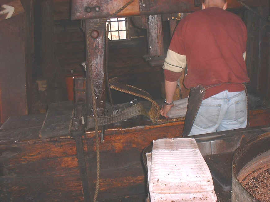 Amst 24.JPG (126154 bytes)