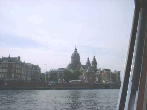 Canal d.JPG (87272 bytes)