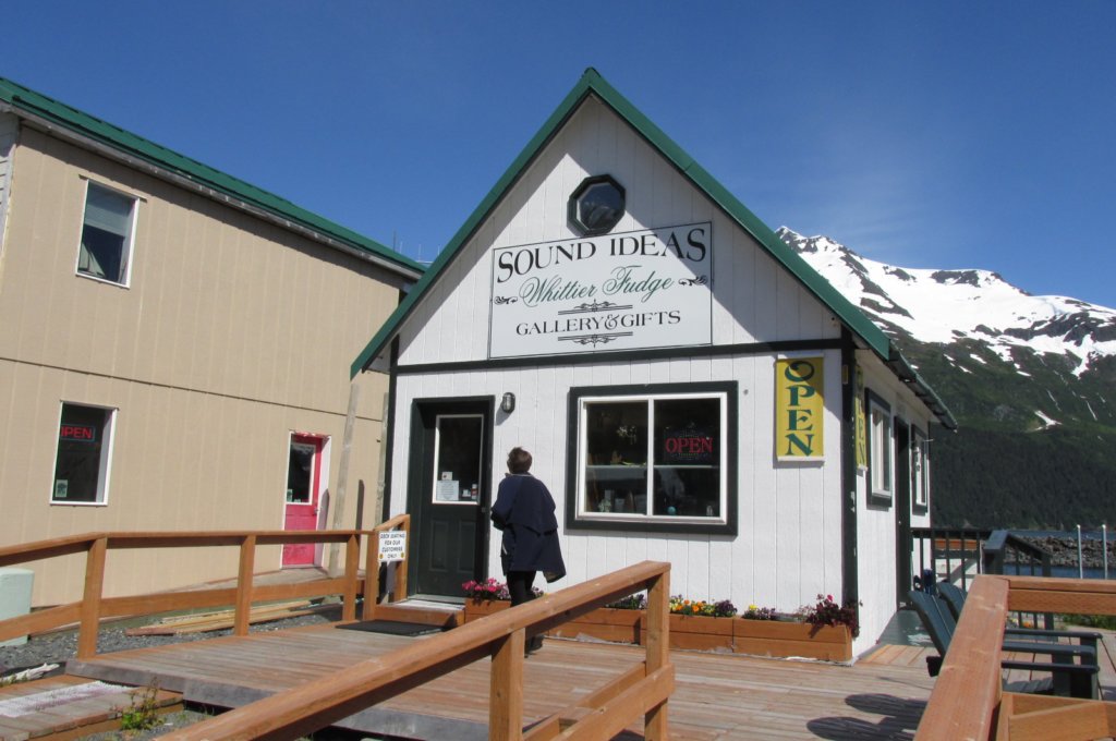 alaskajune201601100.jpg