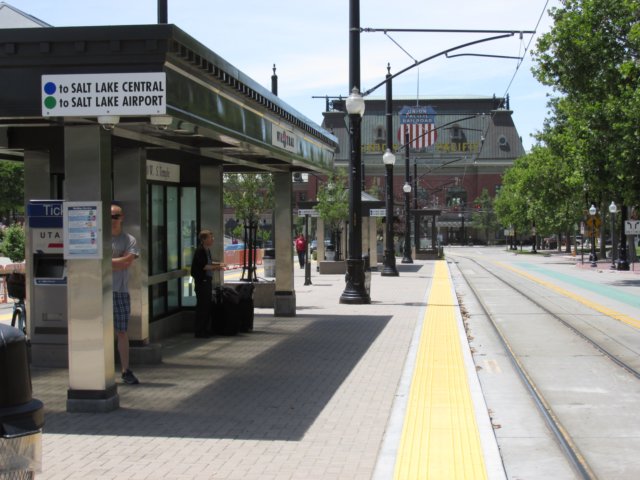 zephyrtrainjune20152500.jpg