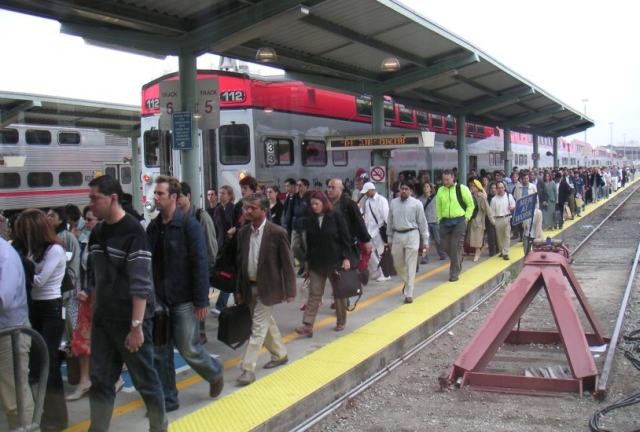 commutersarrive