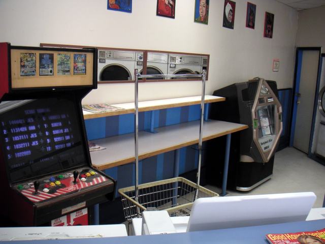 l-laundry-art-games-jukebox