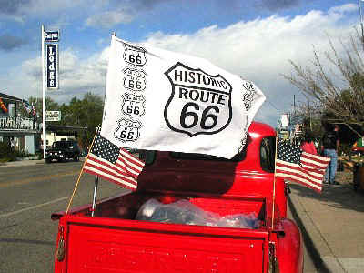 flagintruck.jpg (21076 bytes)