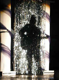 shadow1.jpg (12030 bytes)