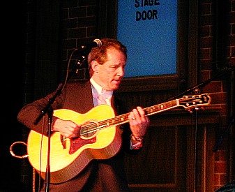 cmd1.jpg (33288 bytes)