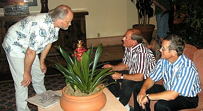 P8171383ws.JPG (44758 bytes)