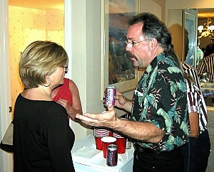 P8171117ws.JPG (33458 bytes)