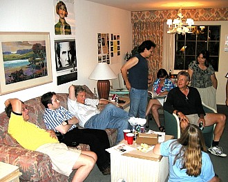 P8171147ws.JPG (43567 bytes)