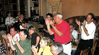 P8171205ws.JPG (42894 bytes)
