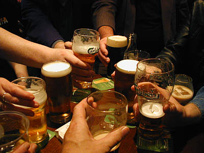 beer1.jpg (25479 bytes)