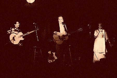 stagebw3a.jpg (47010 bytes)