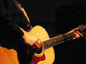 wallpaper2tn.jpg (21237 bytes)