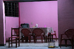 2005-03-01f-tocamaron-0008x240.JPG (28298 bytes)
