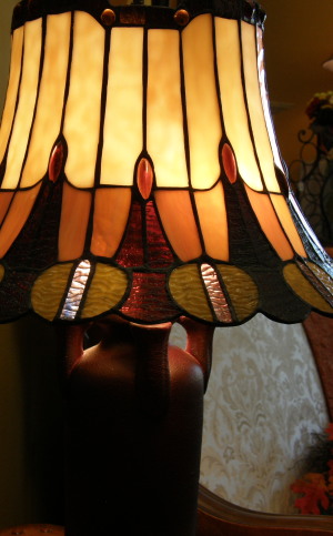 Antiques & Uniques