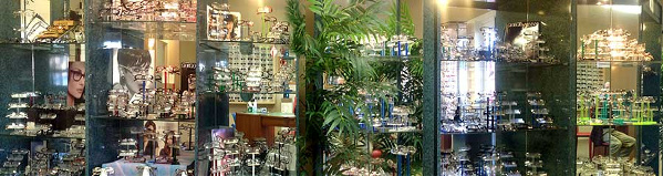 eye glass frame display with over 1000 frames from 30 manufacturers