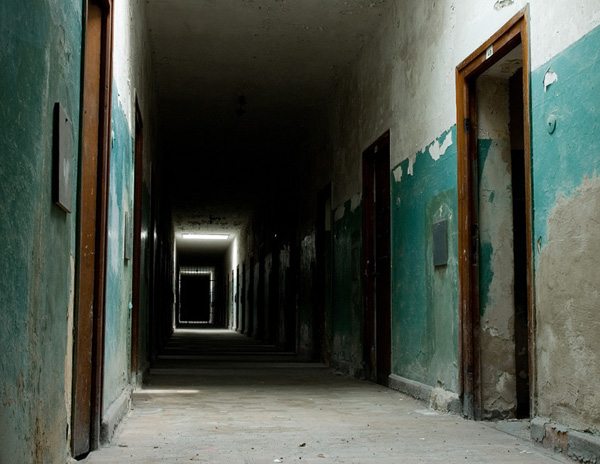 DSC_8131 Barracks Cells, Dachau