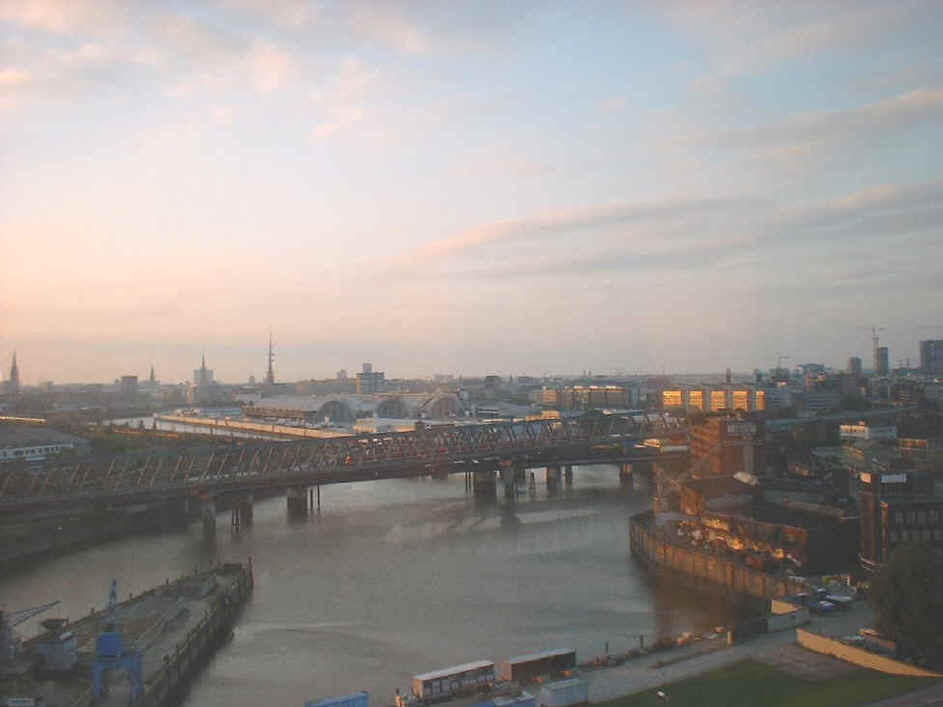 Hamburg 01.JPG (80853 bytes)