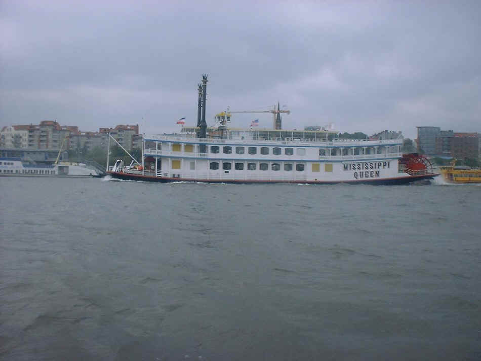 Hamburg 10.JPG (78431 bytes)