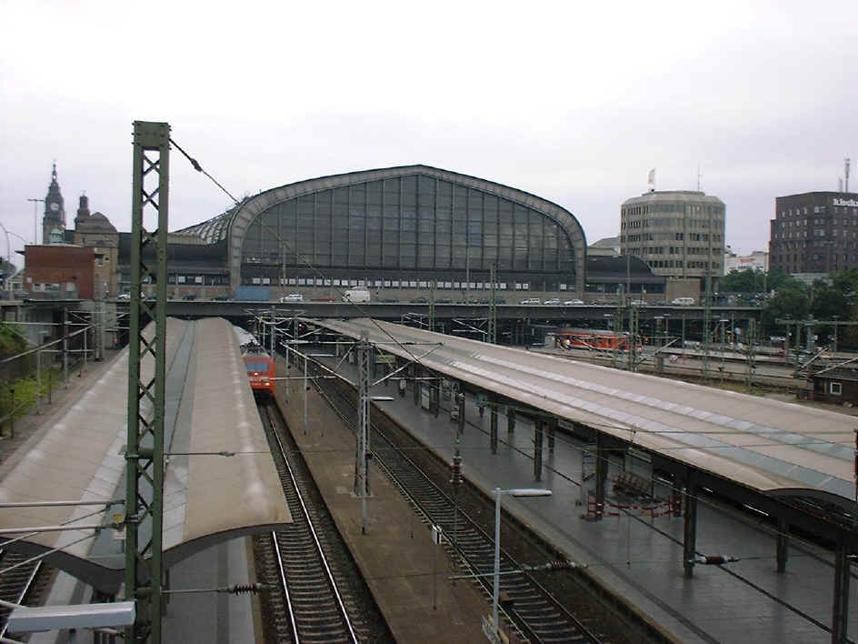 Hamburg 14.JPG (146821 bytes)