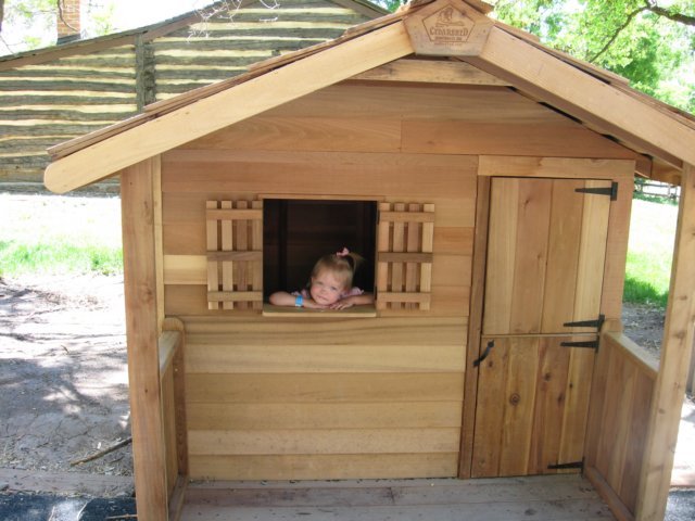 bethanydollhouse.jpg