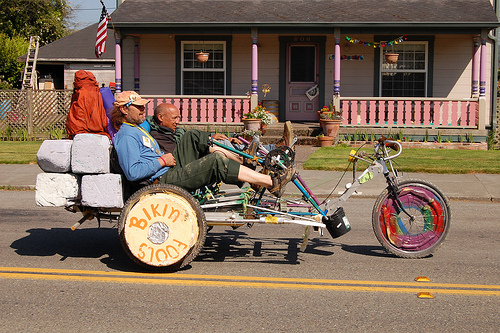 Eric and Dave in Ferndale.jpg (164100 bytes)