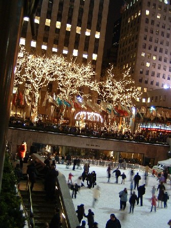 �l�G�̃C�x���g�I2003�N�̃��b�N�t�F���[�Z���^�[