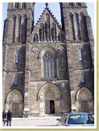 prague20060408_vsyhrad_church059.jpg