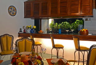 Kitchen and dining area.