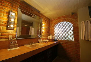 Nicely decorated Guest Bathroom.