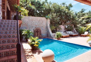 Stairway leading to Master Bdr.,main pool and sun terrace.