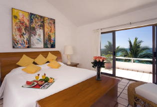 Bedroom with terrace and view of Bay.