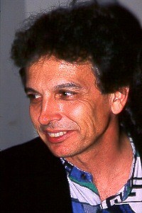 DaveClose.jpg (19680 bytes)
