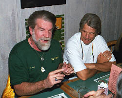 dvnmike2.jpg (13667 bytes)