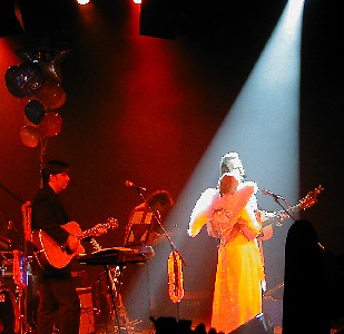 stage4.jpg (28971 bytes)