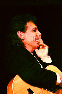 dave1.jpg (13549 bytes)