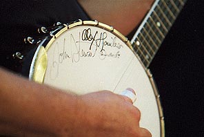 tfbanjo.jpg (45976 bytes)