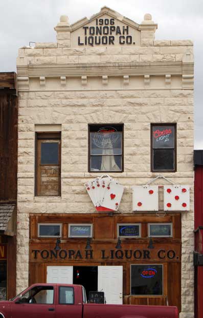 Tonopah liquor