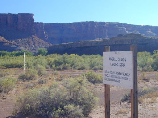 Canyonlands - Airstrip