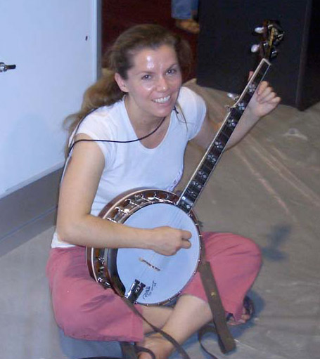 kelly with banjo