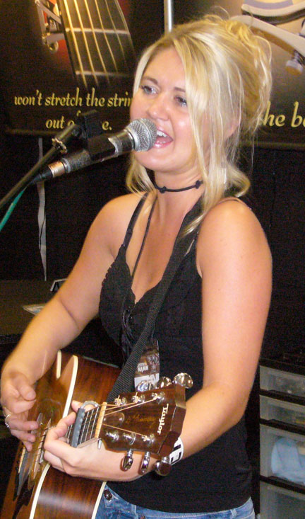 Summer Hullander