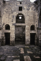 Busrâ, Madrasah of Gumushtakîn, interior.