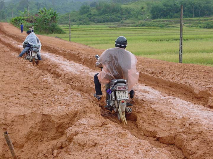 25-Mud Road 01