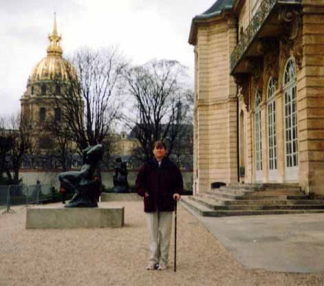 picture of margueritte outside the musee rodin