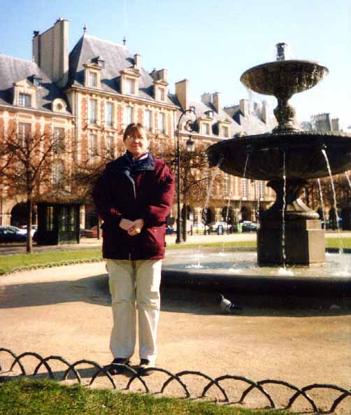picture of margueritte at place des vosges