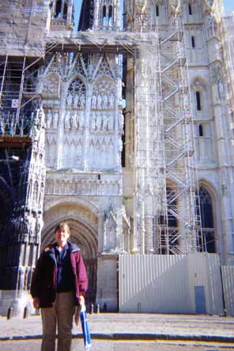 picture of margueritte in front of rouen cathedral