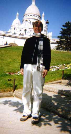picture of margueritte by the sacre coeur in montmartre