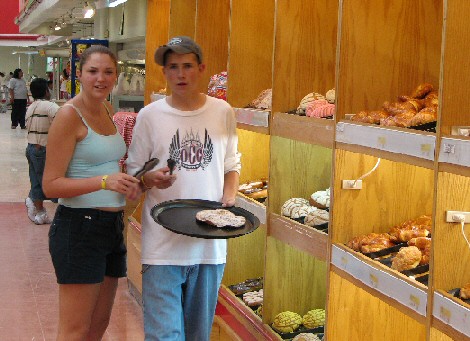 Gigante Bakery